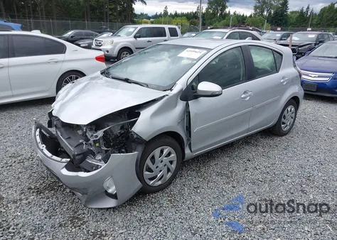 2015 Toyota Prius C из США, поврежденный, VIN JTDKDTB37F1098842